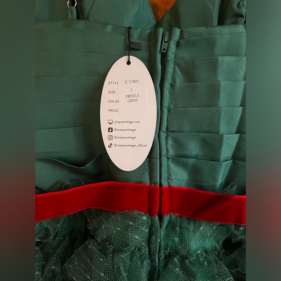 NWT Unique Vintage Emerald Green & Red Ribbon Tulle Cupcake Swing Dress, size L - Picture 8 of 10